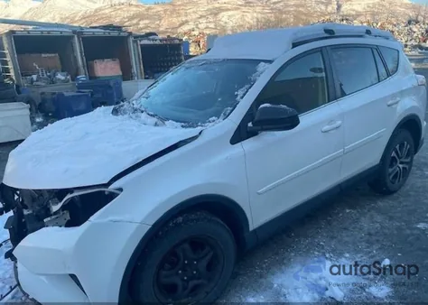 2016 Toyota Rav4 Le z USA, uszkodzony, nr VIN JTMBFREV1GD193570